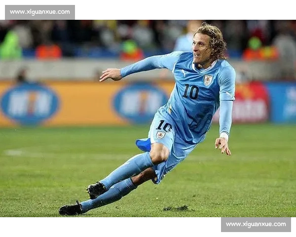 凌空抽射技术解析与实战应用 探讨现代足球技巧中的空中打击艺术