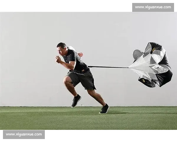 以现代足球体能训练为核心提升竞技表现的系统化实践路径研究